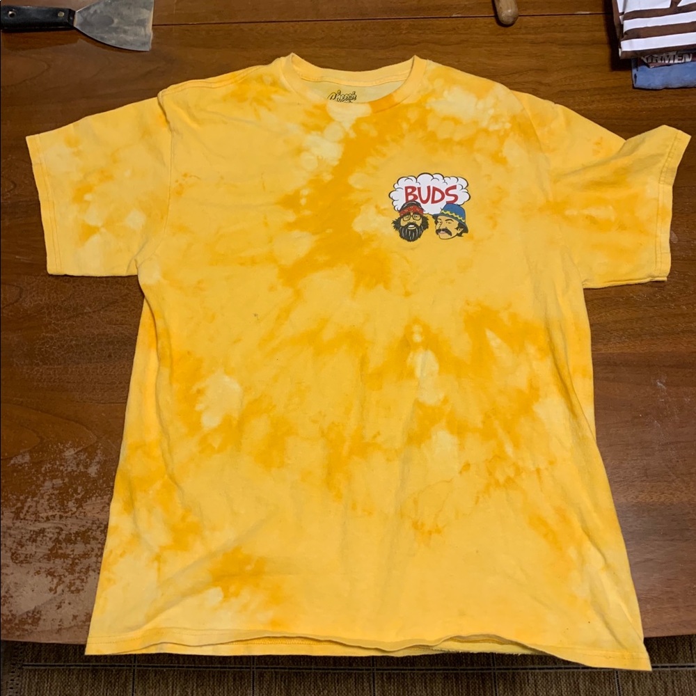 (L) Cheech and Chong tie dye t shirt